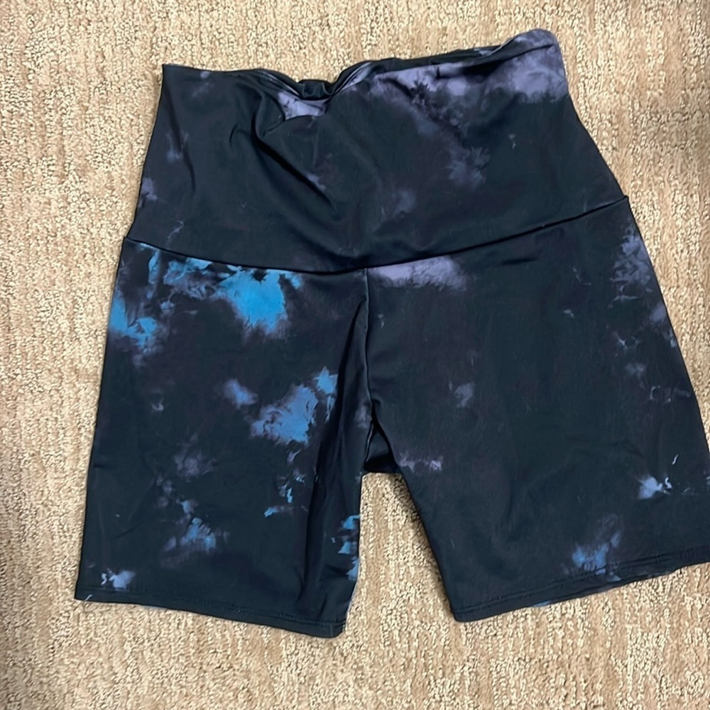 Onzie Biker Shorts